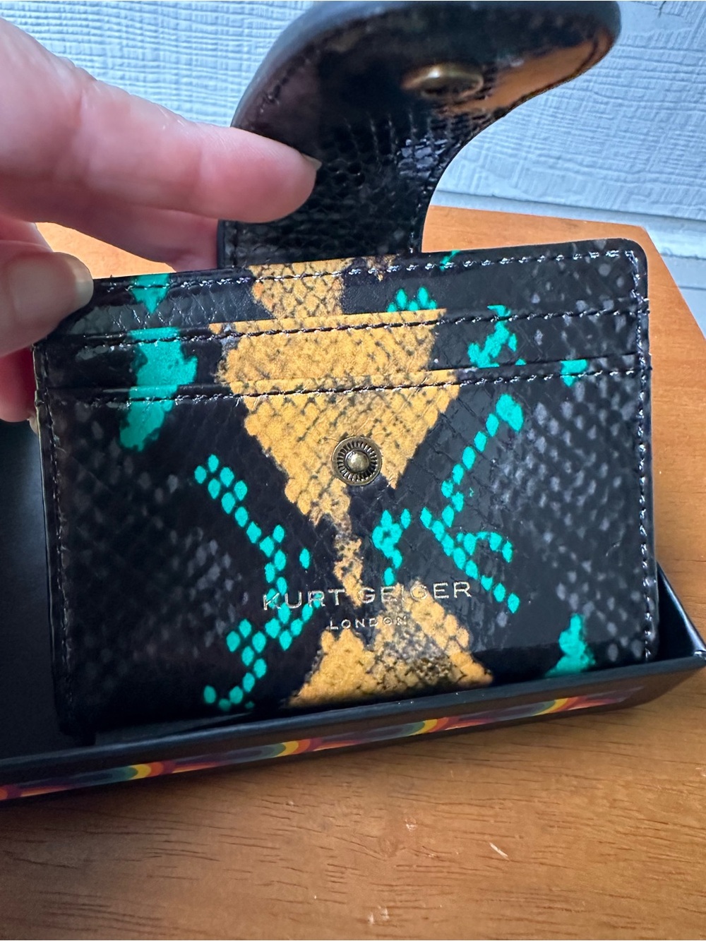 Kurt Geiger Chelsea Snake-Print Card Holder Wallet Embelished Logo Closure NWT - Picture 3 of 6
